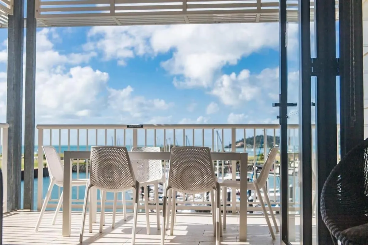 Marina Living With Whitsundays Lifestyle Apartment Airlie Beach