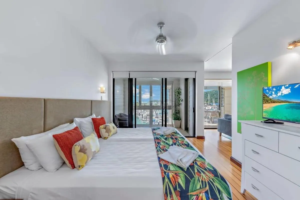 Marina Living With Whitsundays Lifestyle Apartment Airlie Beach